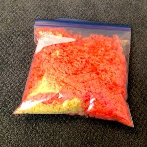 Finely cut yarn